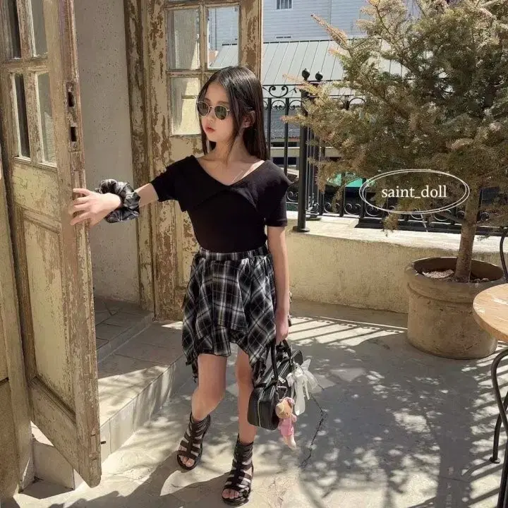thumbnail-5